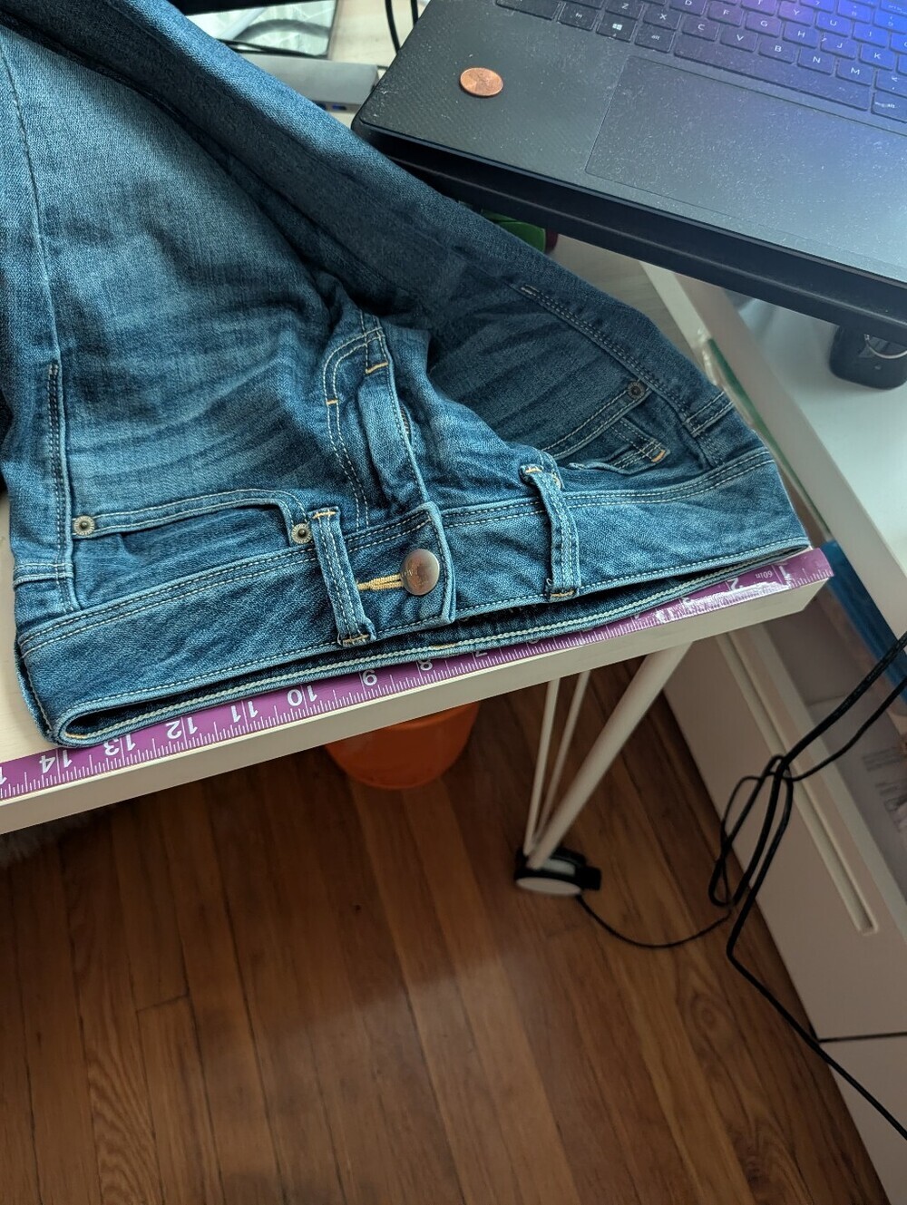 American Eagle Y2K Kick Butt Super Stretch Low Rise Boot Cut Jeans 28" Waist - Picture 9 of 9